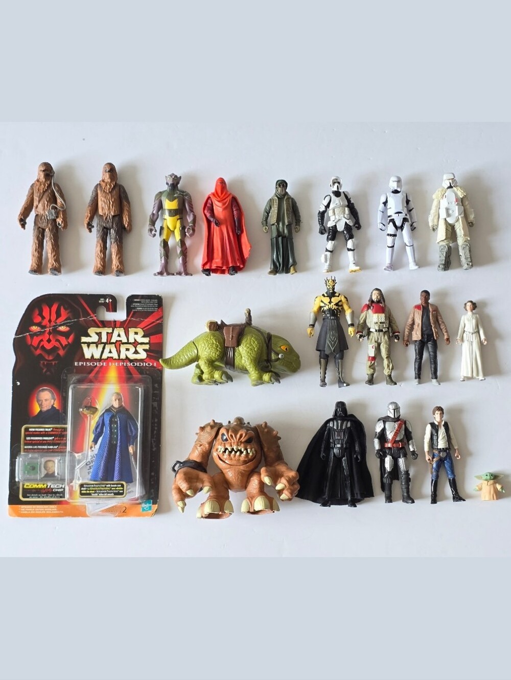 Star Wars Assorted Action Figures Toy Lot